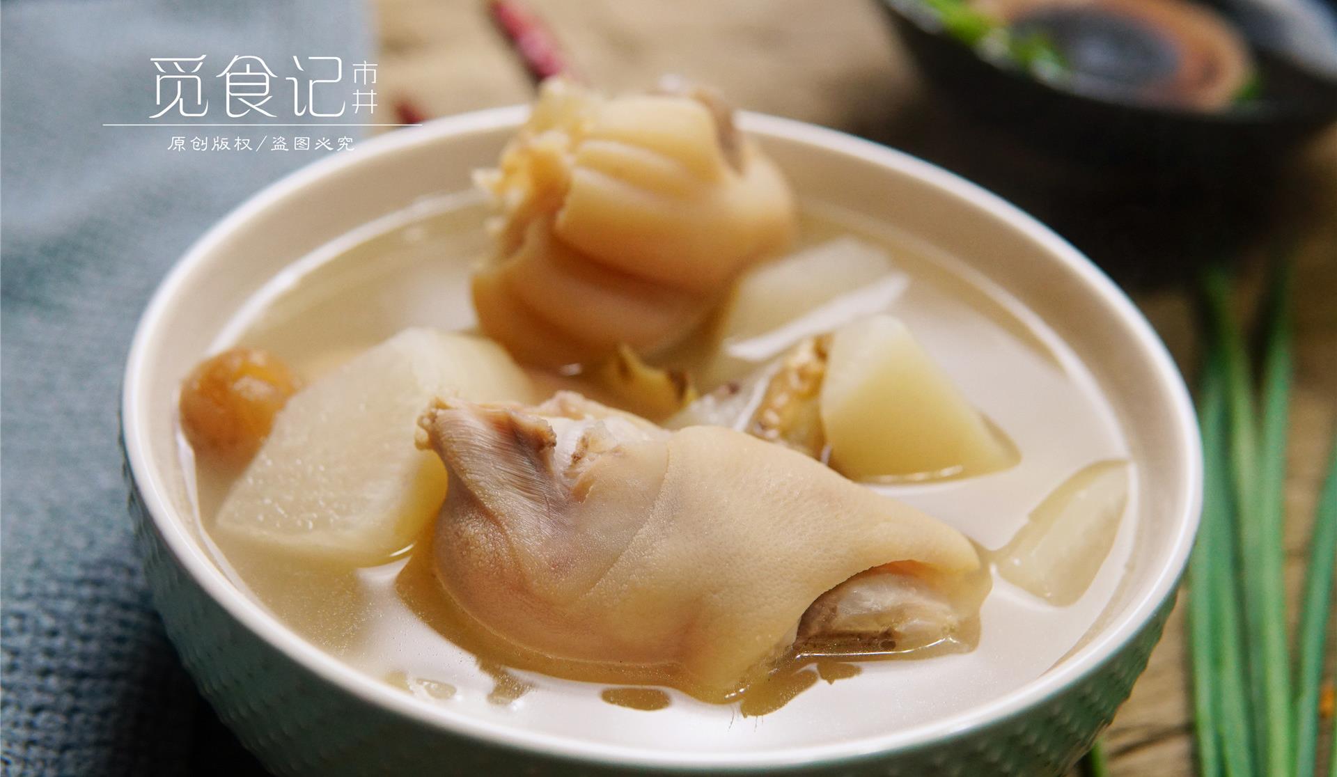 冬天,媳妇最馋这碗汤,皮肤越喝越水灵,说它是"冻龄"秘方!