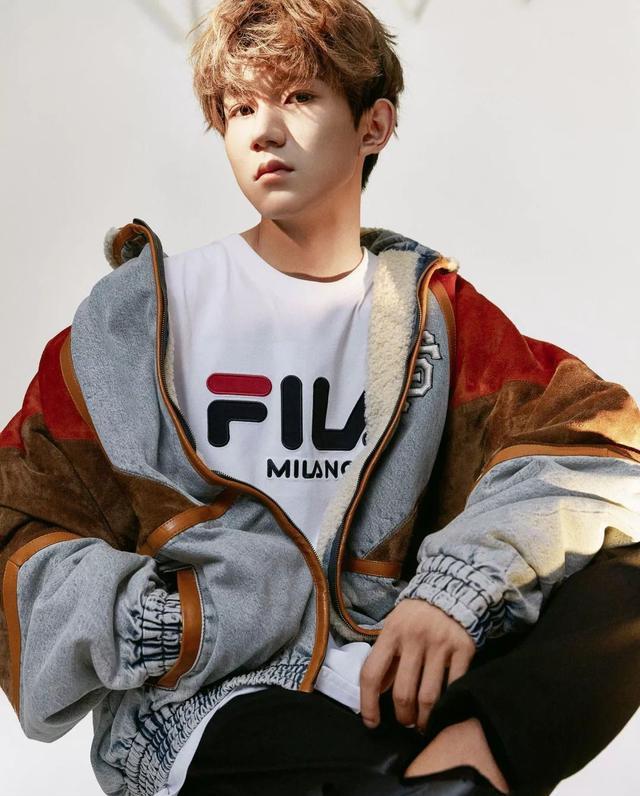 王源被伯克利音乐学院录取,回应给粉丝一颗心粉丝回应:我们等你