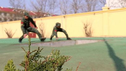 我军400米障碍跑有多难宁愿跑5000米也不愿意跑它