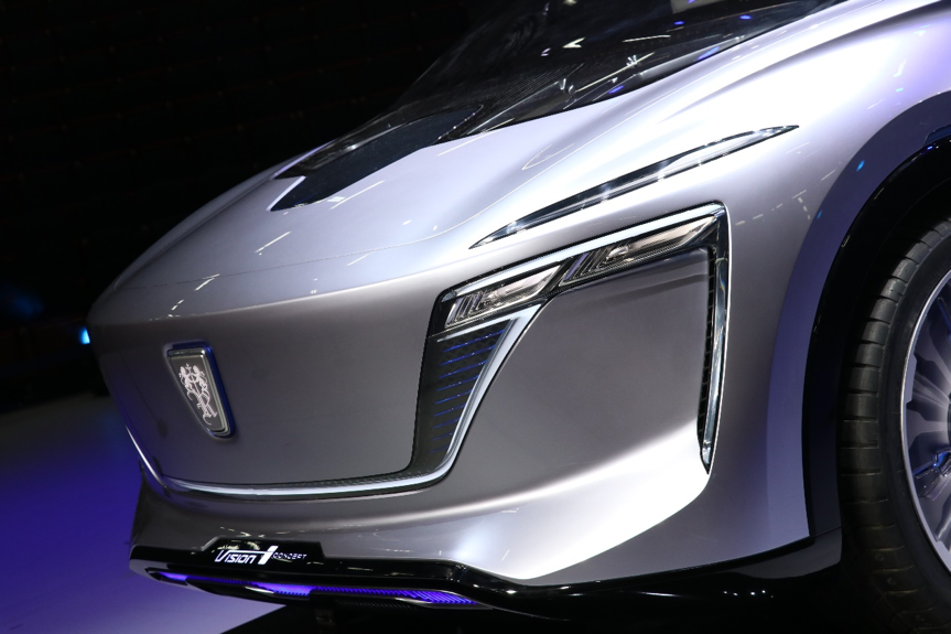 配备5g零屏幕智能座舱上汽荣威vision