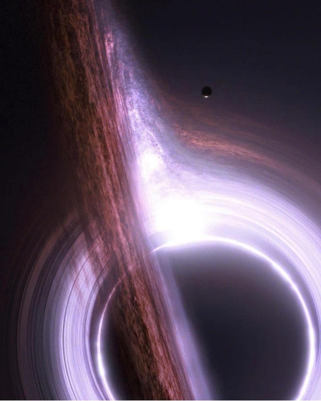 黑洞可以作为入口穿越?理论物理学家结合计算机模型有了新的答案