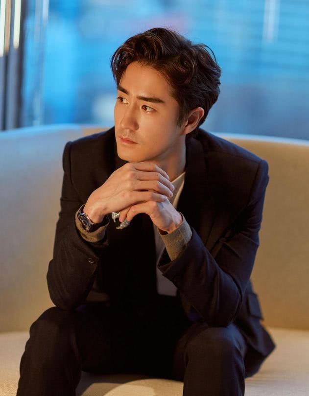 67杨玏换了个发型像是换了一个人气质令人很迷差点认成刘恺威