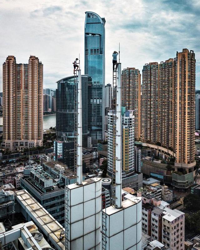 高楼林立的香港市区很稠密