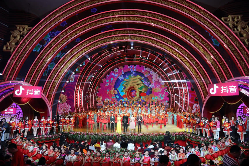 2019《辽视春晚》震撼落幕 口碑丰收获"实力认证"