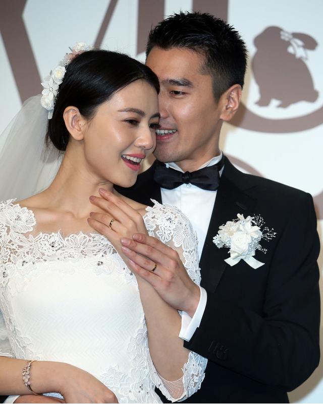 娱乐资讯:赵又廷是有多爱高圆圆?手上的细节说明了一切