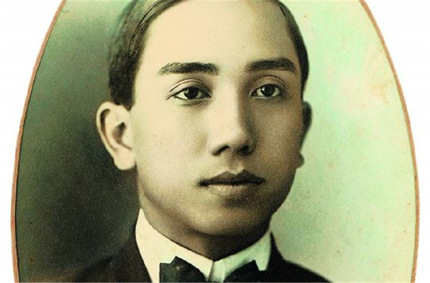 黎民伟见了林楚楚之后觉得这个女子很符合自己心中妻子的人选,于是在