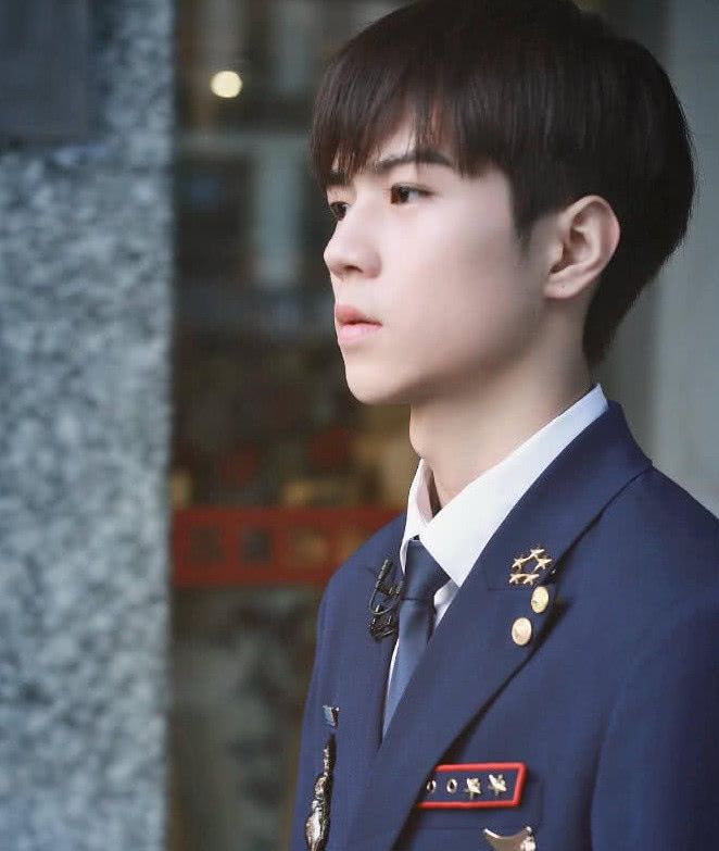 变形计:杨桐c位进军娱乐圈,豹纹外套碾压蔡徐坤,网友:太秀了