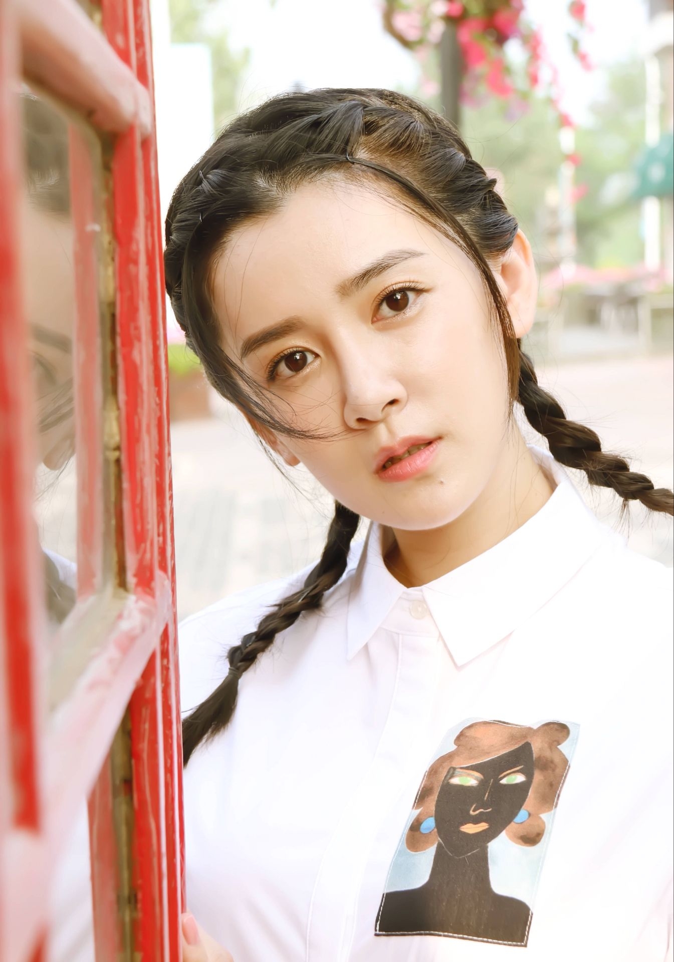 石安妮化身儿童装,这是要过六一吗?