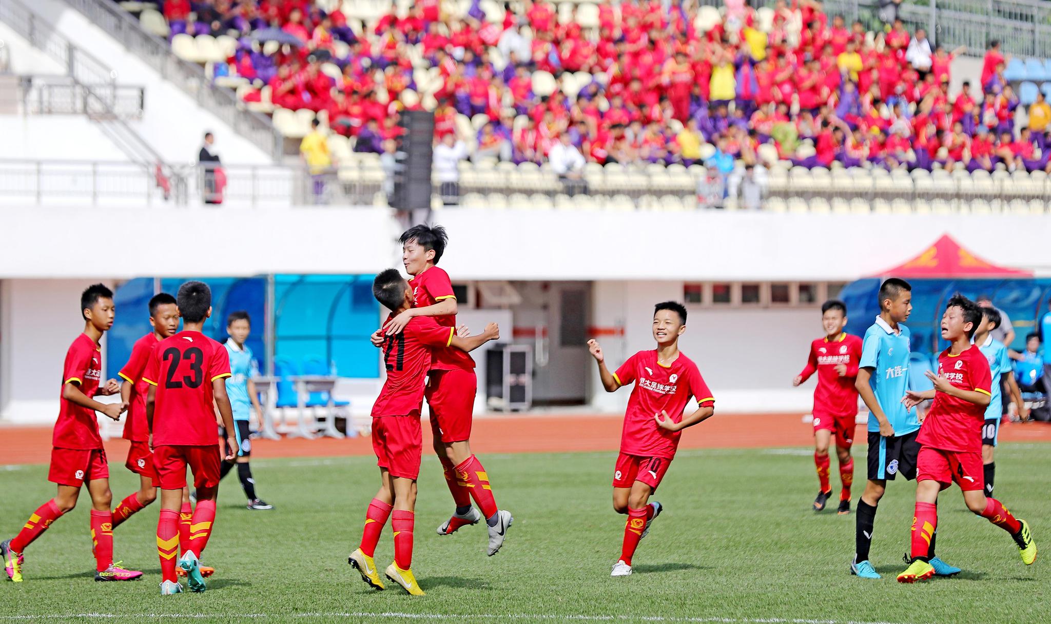 青训一条龙打通成才路恒大足校u13成就唯一全满贯