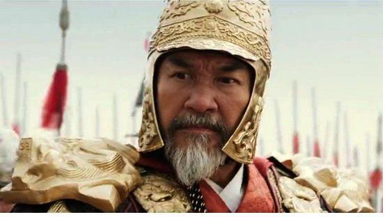 潘仁美要杀呼延赞,满朝文武为何不敢言?为何只有八王敢出面?