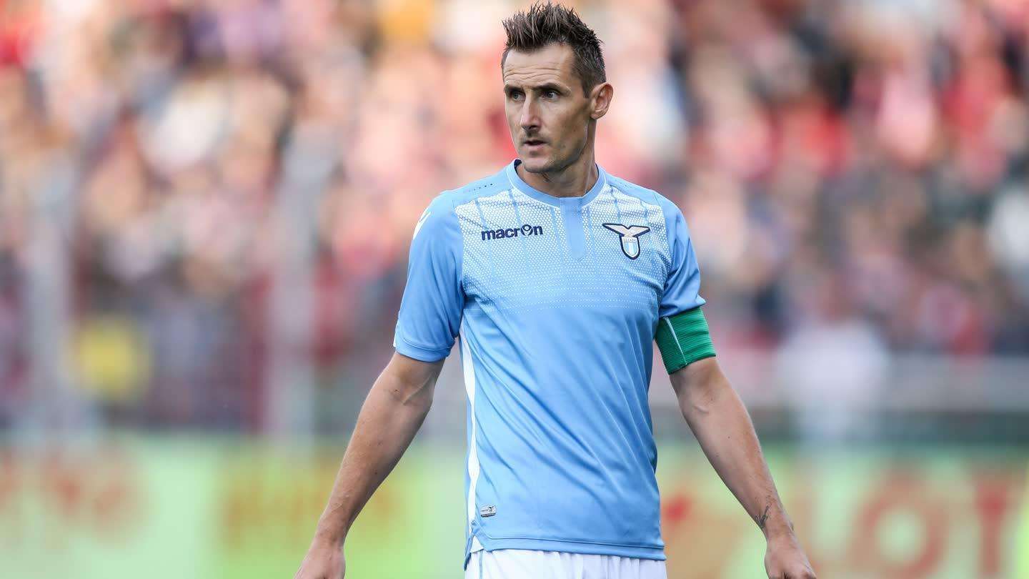 宝刀未老,再赴征途2015年上半年对于克洛泽和拉齐奥的球迷无疑是值得