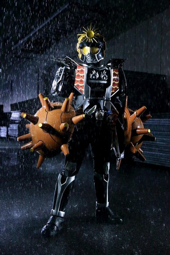 假面骑士:蛇皮怪不可能赢白亚的