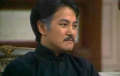 后来在周润发最经典的那一版"上海滩"里面,刘丹饰演的是冯