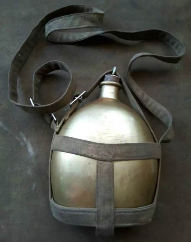 审视抗战的独特视角透过军用水壶看中日双方国力差距