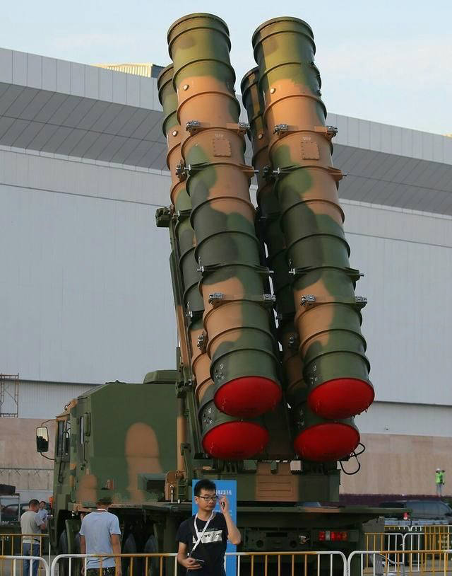 空军红旗22防空导弹射击猛图