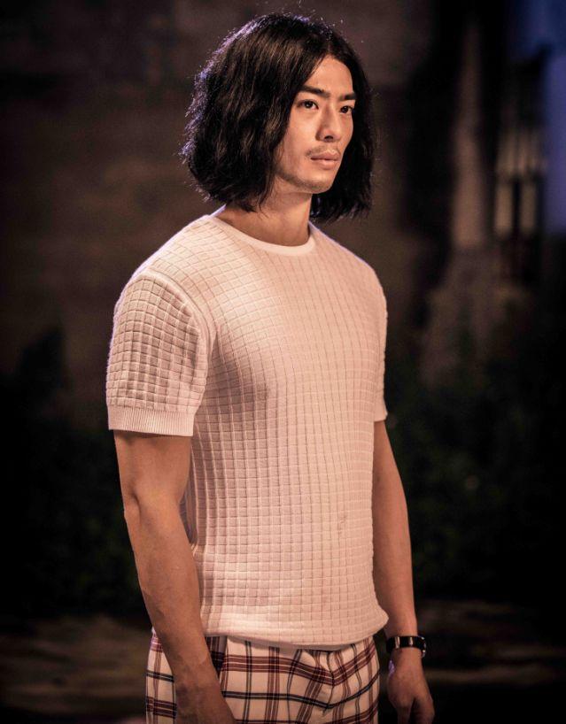 王晶力捧男星何浩文借tvb转型做师奶杀手,官二代出身却甘愿苦熬