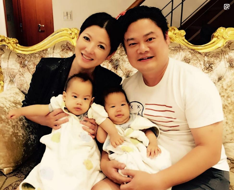 到最丑丈夫,人工受孕5年,48岁终于怀上双胞胎儿子|季忠平|陈明真|人工