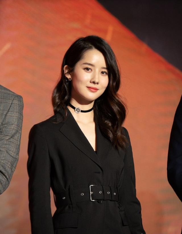 周星驰《新喜剧之王》里最漂亮的女孩,曾是网红主播,撞脸刘诗诗