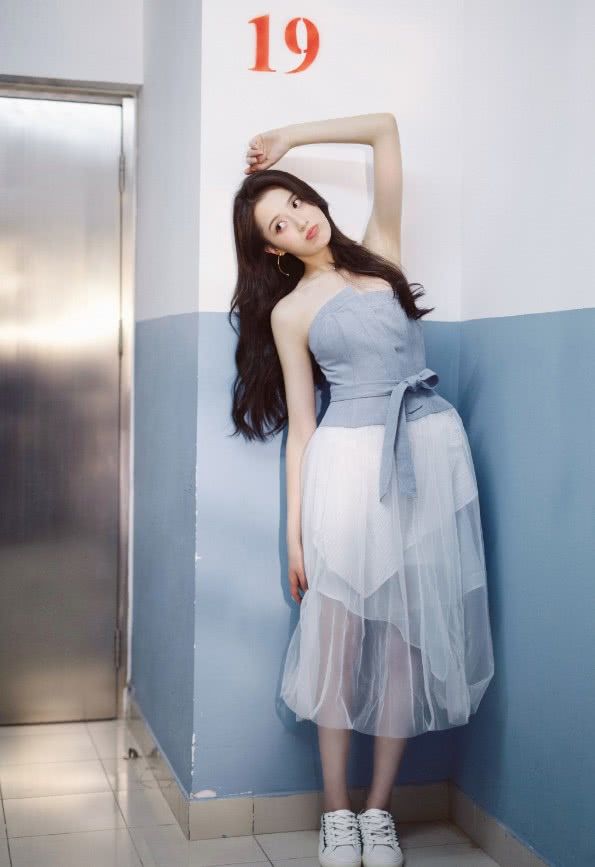 《青春斗》"于慧"绝了,穿高跟鞋竟与脚合二为一?傻傻分不清楚