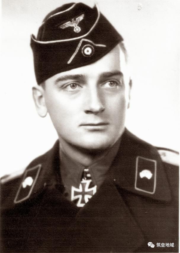 泰迪熊还当过德军坦克车长趣谈一张误认为是恶搞的著名二战照片