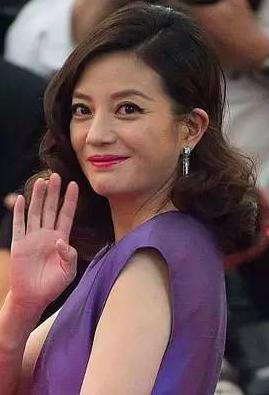 女星变胖之后,赵薇满脸油腻,陈好性感不在,她才叫真的浪费颜值