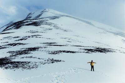穷不是堕落的理由,而是努力前进的动力.