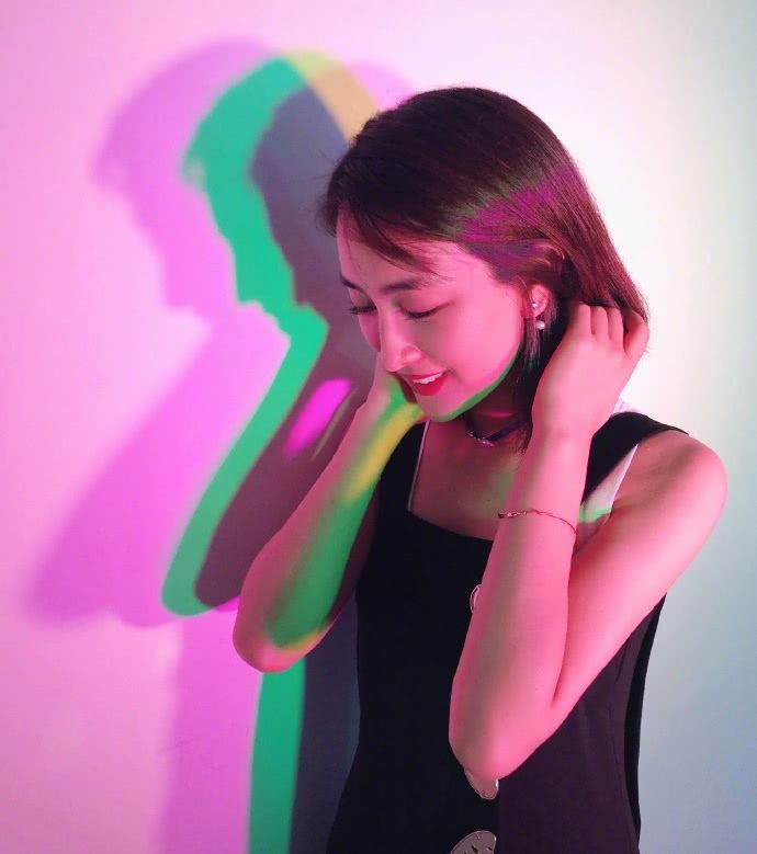 马苏让自己变粉还要一颗少女心短发的马苏可爱爆棚