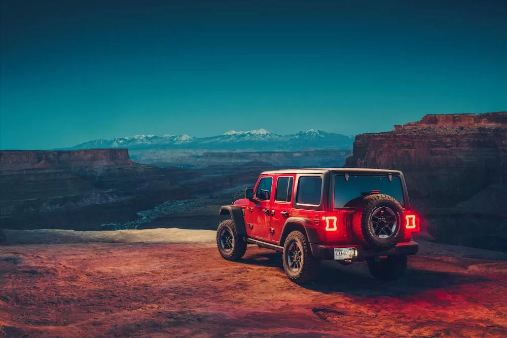 好一辆美国大吉普!