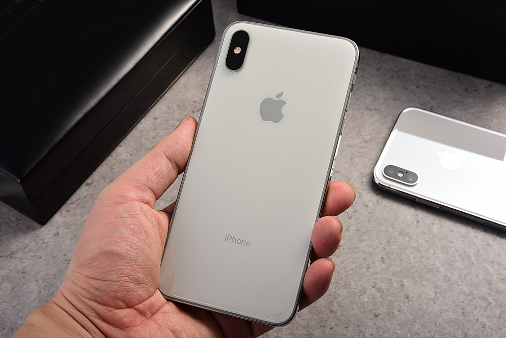 信仰的力量iphonexsmax神还原4s致敬乔布斯