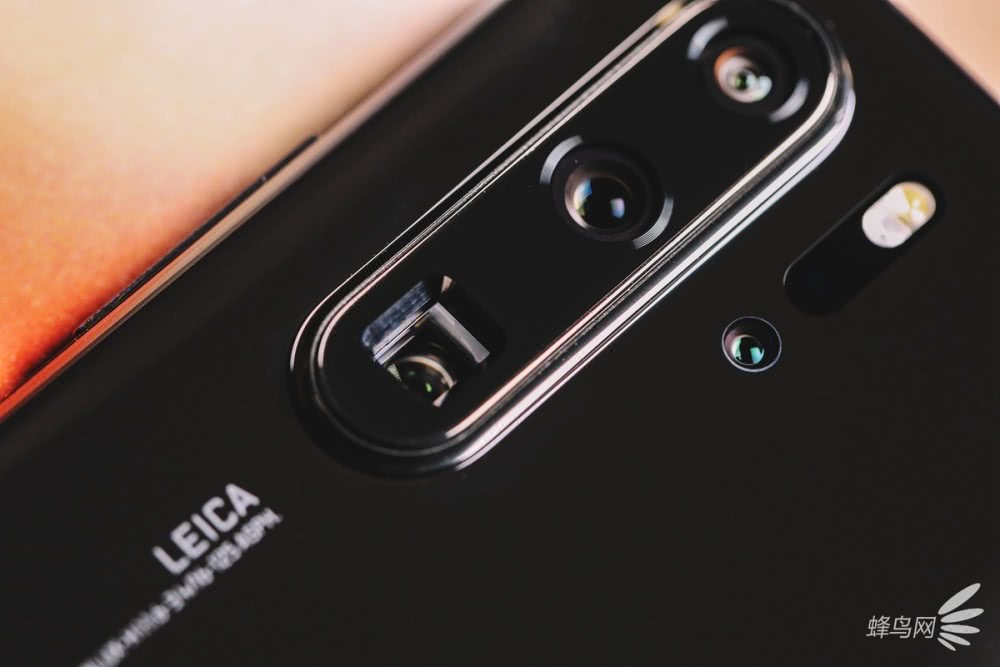 超感光徕卡四摄像头模组 华为p30 pro外观图赏
