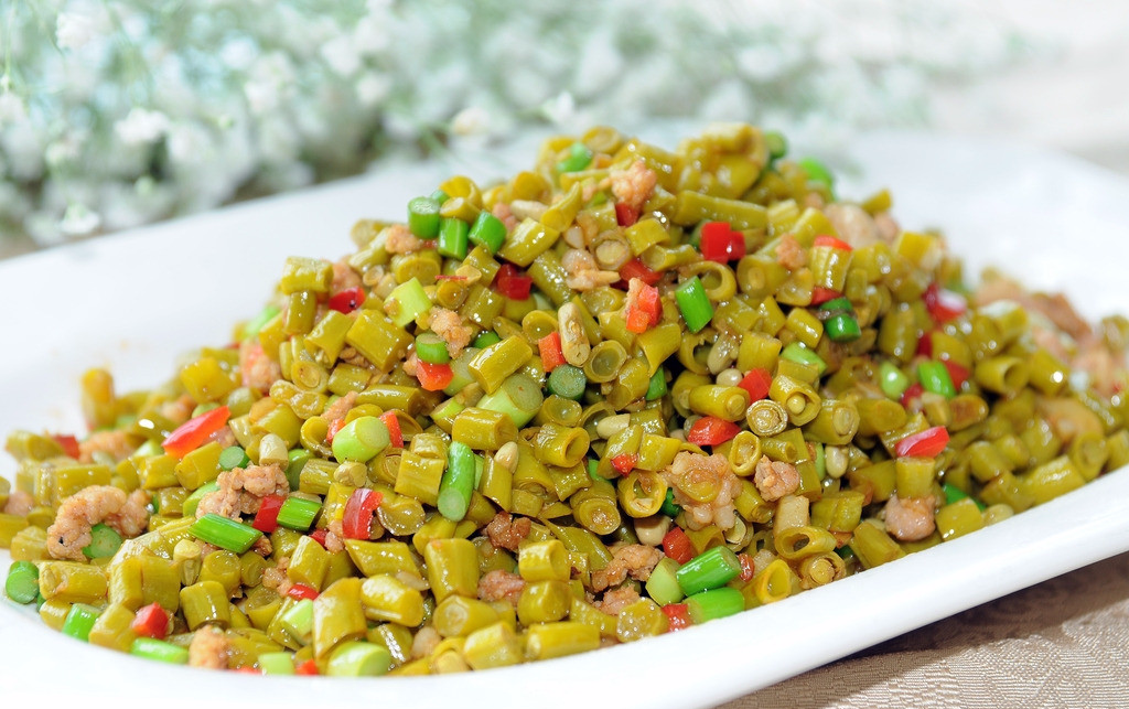 腌酸豆角,万万不要加醋,加1种神秘调料,又酸又脆,3天就可开吃