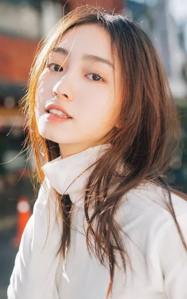 18-23岁的女生,多注意这3点,可以提升颜值追的人也会多