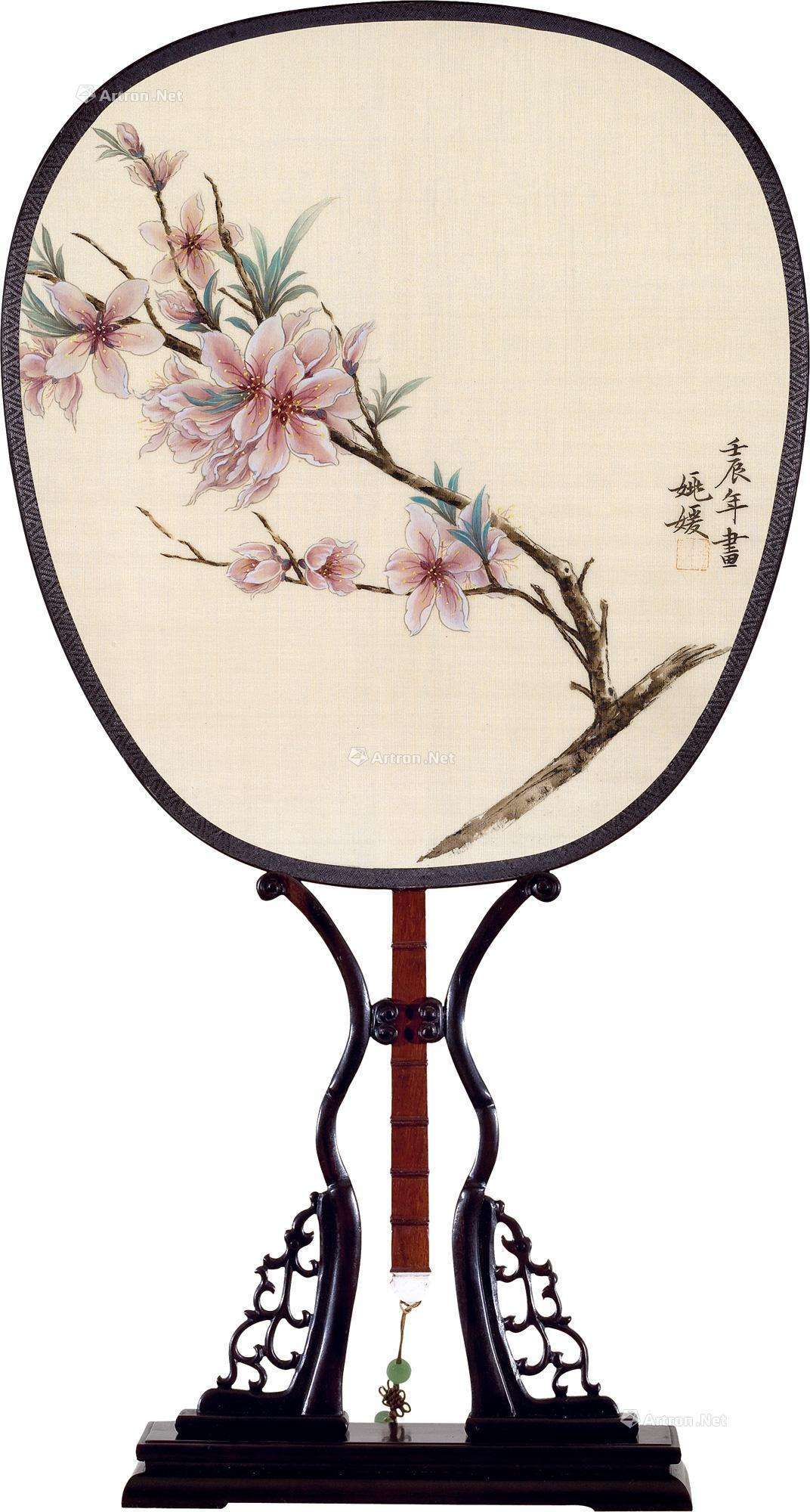 占卜测试选桃花扇子测一测你近期有没有桃花运