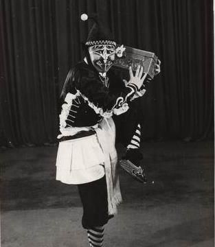 京剧武丑泰斗张春华去世三岔口成经典剧目享年94岁