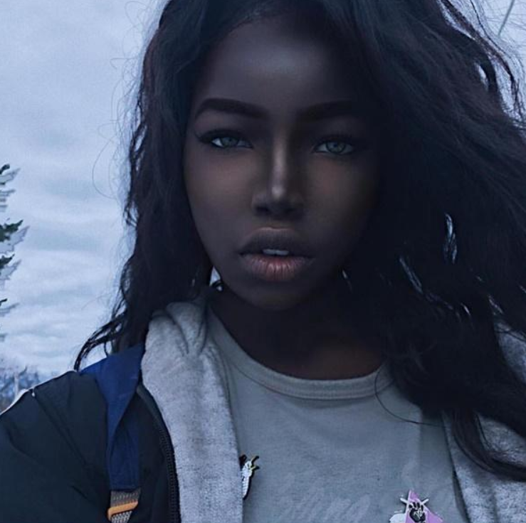 黑人网红,被称为"非洲颜值担当",网友:把手机屏幕亮度调高点