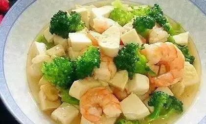 美食推荐:竹笋酿肉,清淡豆腐虾仁,丁香排骨的做法