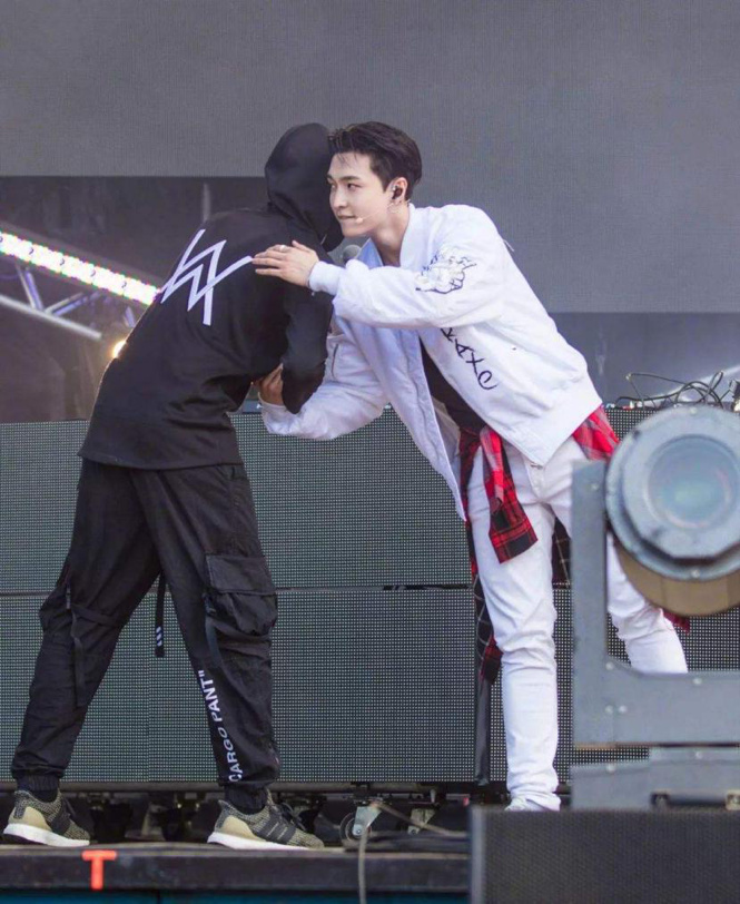 张艺兴与alanwalker联手打造的全新chinasheep