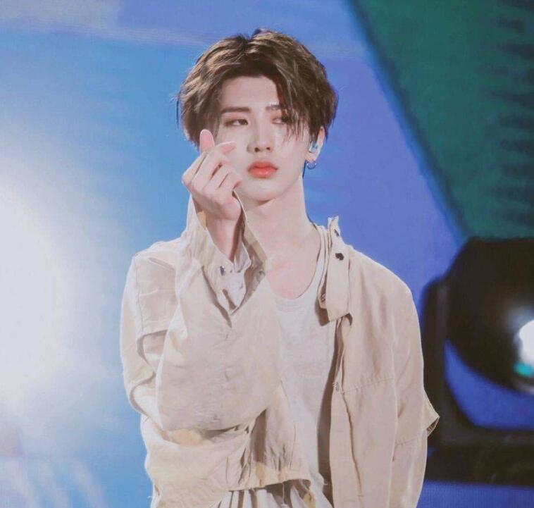 关于侵权问题,蔡徐坤和b站各执一词针锋相对,这事你站谁?