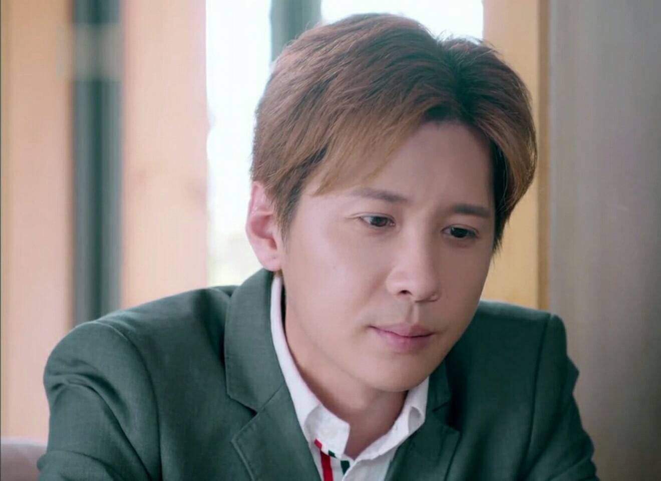 因《十八岁的天空》被关注,整容过度认不出,今34岁沦为18线