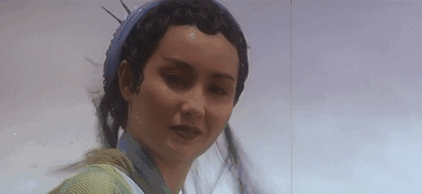 张曼玉王祖贤参演的电影青蛇剧情相似为何不叫白蛇呢