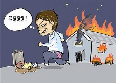 因为长期得不到母亲的认可 女孩放火烧母 致母亲死亡