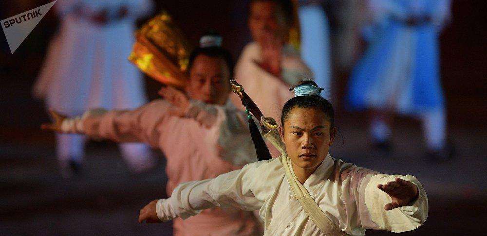 古代道士为何都喜欢背着一把剑,这把剑有什么用?作用可大了去了