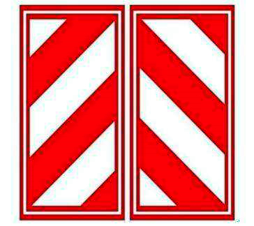 第一组要说的交通标志便是单行线和直行线.