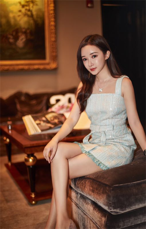 孙心娅受邀参加百达翡丽twenty～4主题party,尽显优雅灵动美