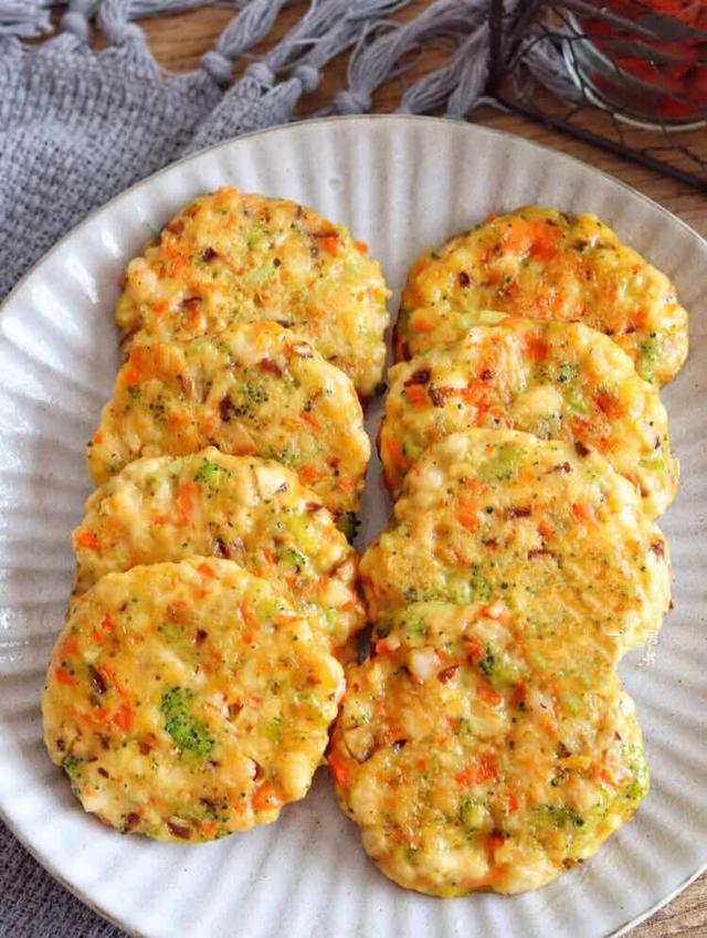 减脂鸡肉虾仁蔬菜饼,低脂低热量,减肥餐必备,做法简单