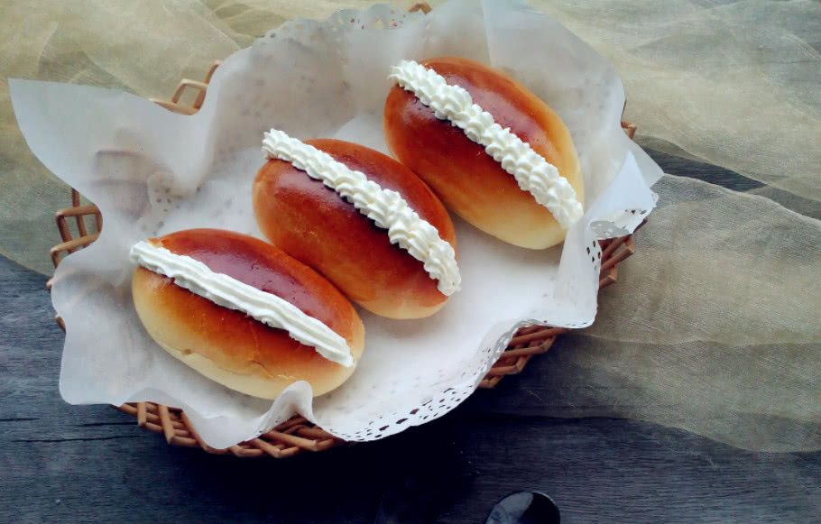 00后喜欢拿来当早餐的面包,热量一个比一个高,吐司最有欺骗性