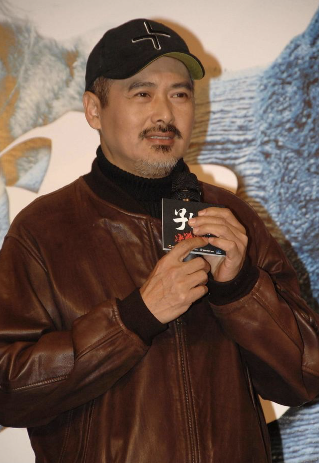 周润发为胞姐购置物业安享晚年胞姐无言感激赞成周润发捐出身家