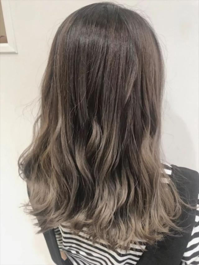 时尚的深发色大集合