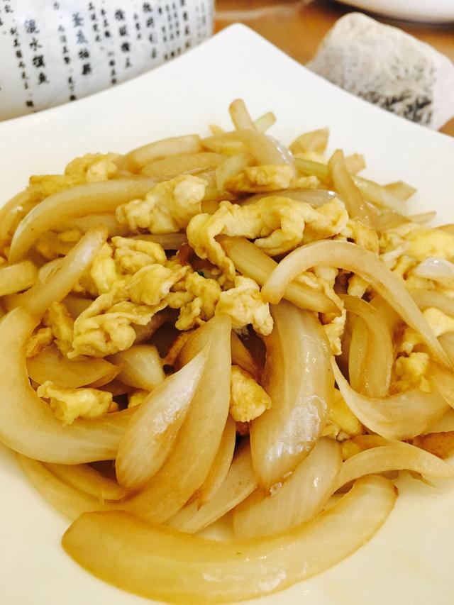 洋葱炒鸡蛋的做法,营养健康,美味可口!