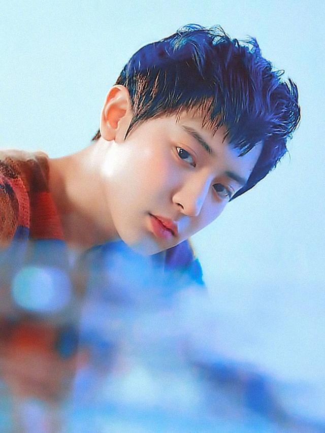 朴灿烈狗啃式刘海现身未修图也这么能打这颜值谁顶得住啊